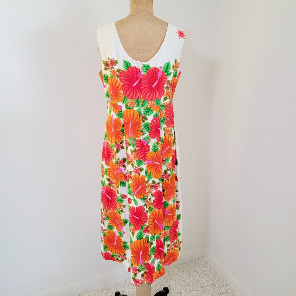 Vintage 1970's Pomare Hibiscus Print Midi Dress - Picture 3 of 5